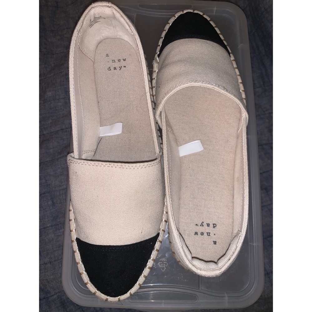 A NEW DAY Canvas Two-Toned Espadrille - Picture 6 of 10